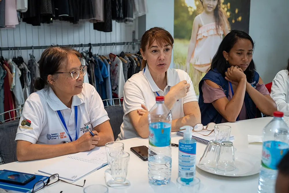 08 - Descente de trois observateurs de l’équipe du projet OIT-VZF (Fonds Vision Zéro) et des experts du pôle SST-GEFP pour des OSH (Occupational Safety and Health) Tours