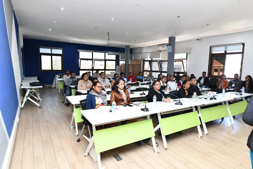 12 - Session d’information sur les services de la CNaPS Madagascar